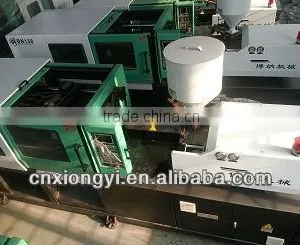 PLASTIC INJECTION MACHINE thumbnail-1