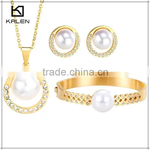 Wholesale Low Price Fashion Golden With Fake Diamond Stainless Steel Jewelry thumbnail-1