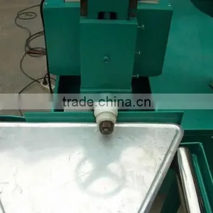 Circle Road Signs Making Machine thumbnail-4