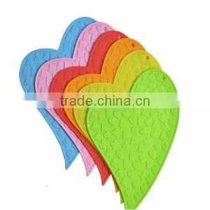 Heart Shaped Eco-friendly Colorful Silicone Pot Coaster thumbnail-1
