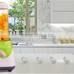 New Product 2016 Portable Juicer Blender Mini Hand Blender thumbnail-6