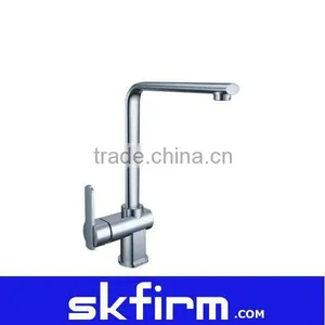 2012Hot Sale Family Popuplar Brass Kitchen Water Tap thumbnail-1