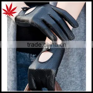 Lady Leather Sheepskin Gloves in Europe and the Locomotive Warm Warm Authentic Hollow Out Short Glove thumbnail-1