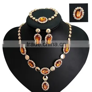 European And American Fashion Green Color Crystal Alloy Rhinestone Jewelry Set thumbnail-3