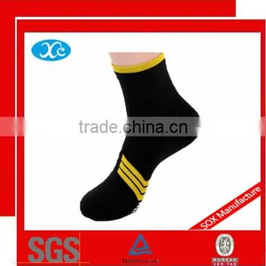 Fashionable Men Socks thumbnail-3