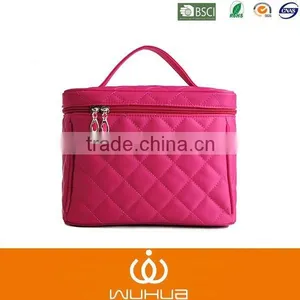 Classical and Quilted Nylon Stock Cosmetic Case With Mirror for Travel thumbnail-1
