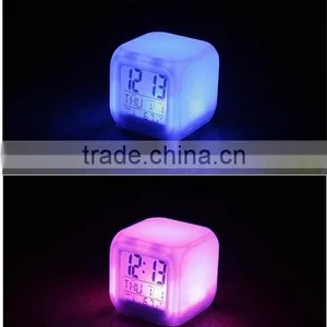 Hot Selling 7 Color Changing Led Digital Alarm Clock thumbnail-6