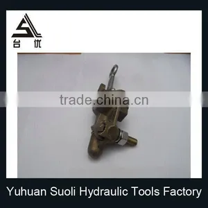 High Quality Type TPCA Three Phase Single Position Cutout/Arrester With Fiberglass Rod Hot Line Clamp thumbnail-1
