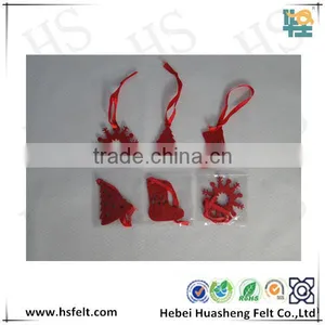 Polyester Decorative Pendants on Santa Trees thumbnail-3