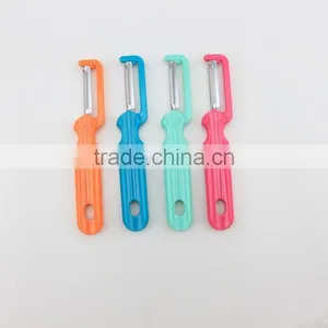 Plastic Flat Handle Stainless Steel Blade Vegetable Peeler thumbnail-2