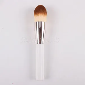 Multifunction Arrowhead Flame Powder Brush Foundation Brush thumbnail-1