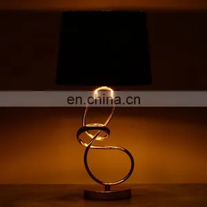 Modern Home Decoration Metal LED Desk Lamp and Table Light for Indoor Room thumbnail-3