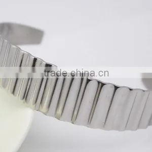 Mirror Polish Personality Lover Bracelets Jewellery Accesories 304L/316L Stainless Steel for Women Men Etched Stripe Bangles thumbnail-3