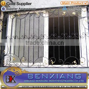 Elegant Fences Used in Windows Design thumbnail-1