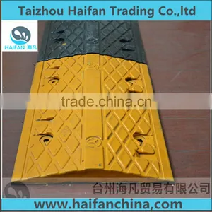500*320*40mm Rubber Speed Bump Used in Intersection/durable Reflective Speed Bump for Crossroads/protable Speed Hump thumbnail-1