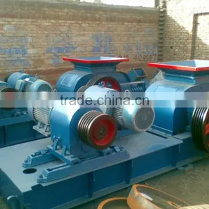 Double Roller Crushing Machine for Fertilizer thumbnail-1