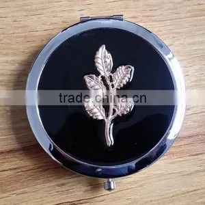 Gold Leaf Compact Makeup Mirror thumbnail-1