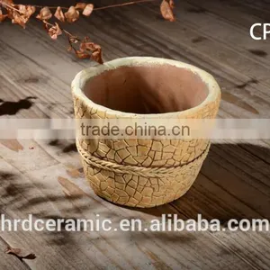 Newest Fashion Light Weight Waterproof Ornamental Cement Flowerpot thumbnail-3