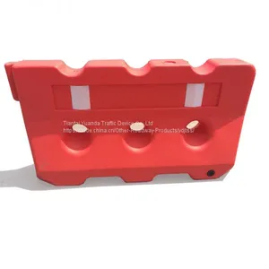 1800mm Plastic Water Filled Barrier thumbnail-1