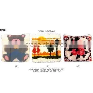 M589 LATCH HOOK CUSHION SET thumbnail-1