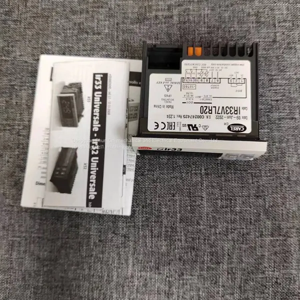 CAREL Thermostat IR33V7LR20