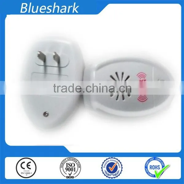 Eco-friendly Ultrasonic Mole Repeller photo-2