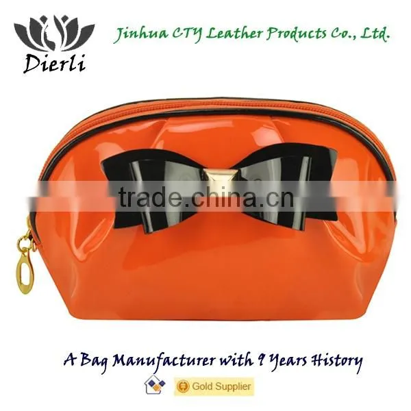 Woman Cosmetic Bag photo-5