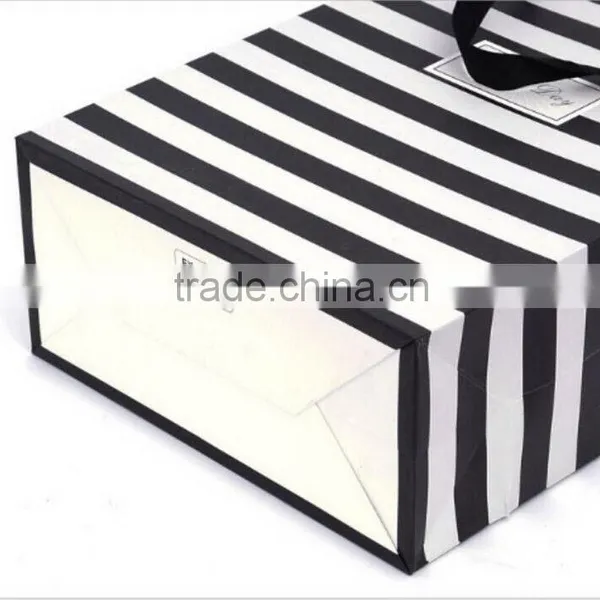Customized Manufacture Candy Paper Bags photo-3