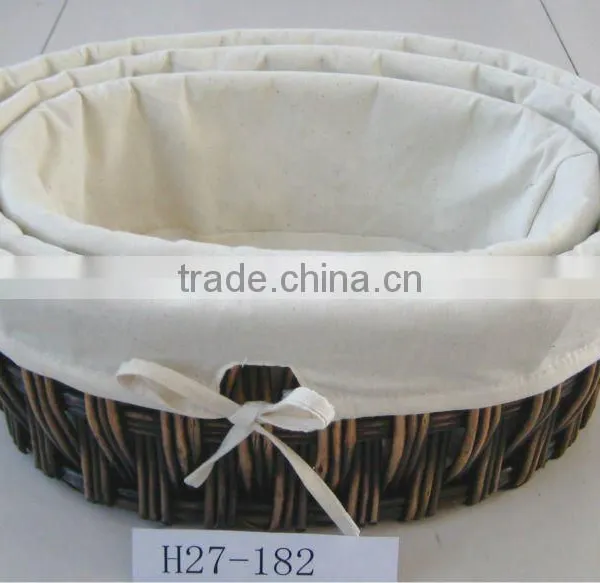 Round Willow Storage Basket With White Lining