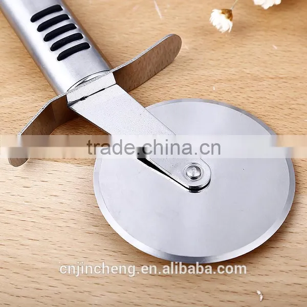 High Quality Hot Sale Full Stainless Steel Material Round Shape Pizza Cutter photo-5