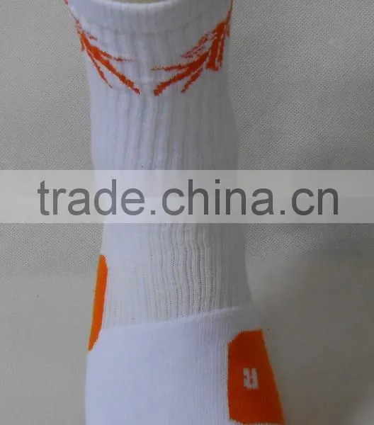 Men Custom Crew Wholesale Elite Basketball Socks photo-2