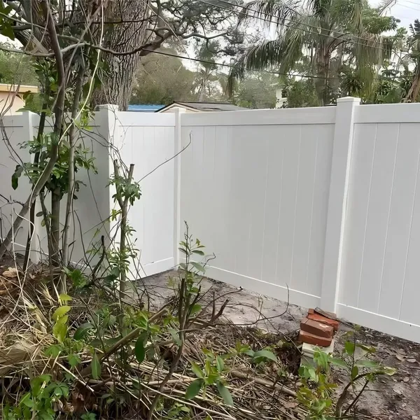 Kemitol PVC Garden Fence 6*8FT - a Reliable Choice for Outdoor Spaces
