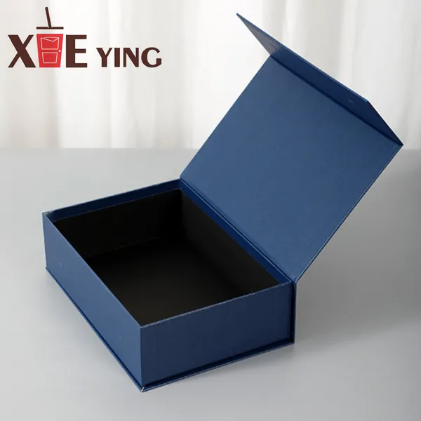 High Quality Custom Print Logo White Design Luxury Magnetic Cosmetic Skincare Set Foam Insert Magnetic Box Packaging Gift Boxes photo-5