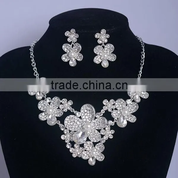 New Style Arrival Custom Jewelry Flower Plated Necklace Set Wholesale photo-3