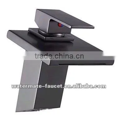 Single Handle Bathroom Vessel Deck Faucet in Oil Rubbed Bronze