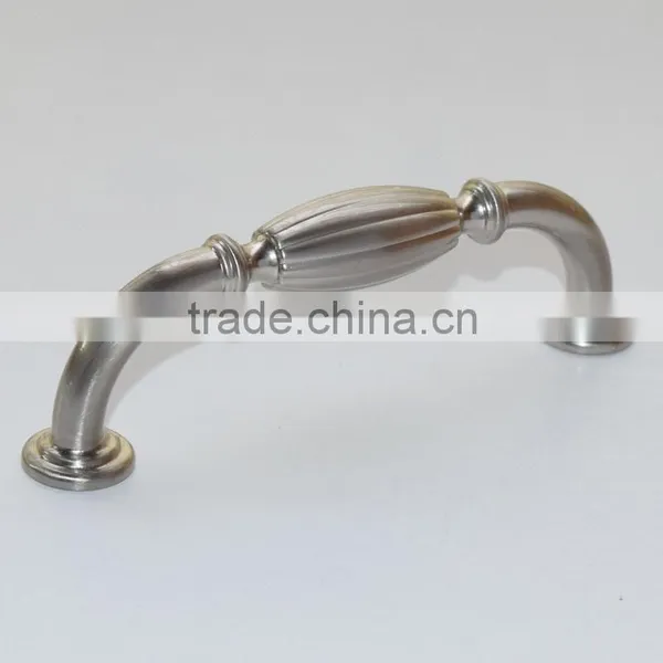 Wholesale Kitchen Cabinet Handles and Knobs,zinc Alloy Cabinet Handle photo-3