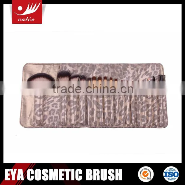 Professional 18 Piece Wooden Cosmetic Brush Set photo-4