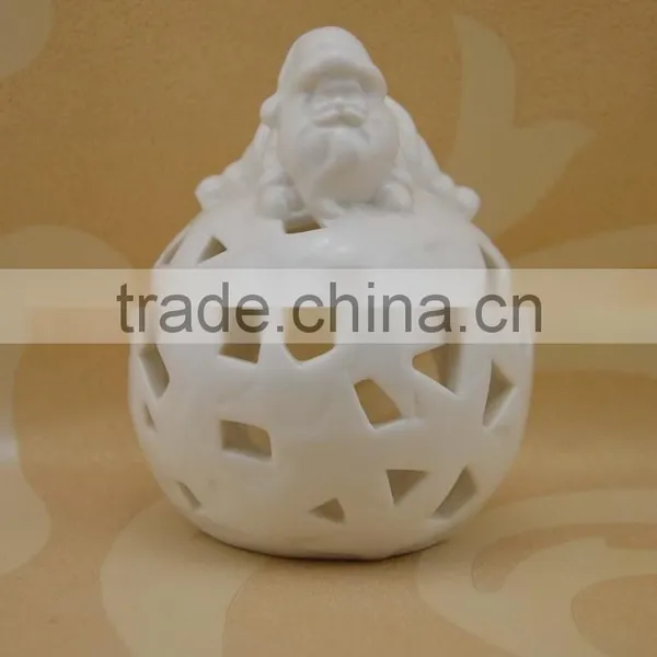White Ceramic Tealight Candle Holder With Santa Claus Shape photo-3
