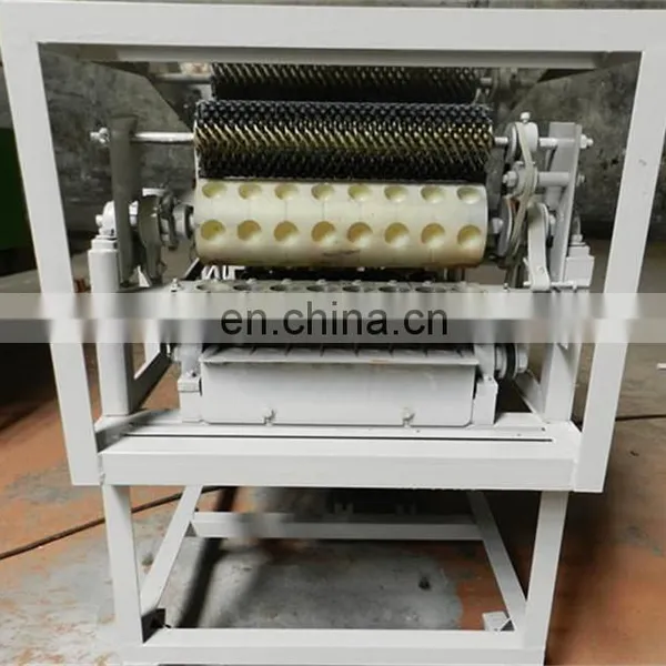 Macadamia Nuts Tapping Machine Macadamia Nuts Tapping Machine photo-2