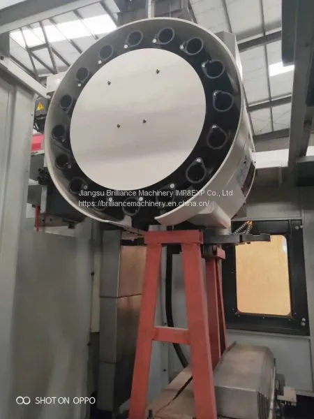 Lianqiang NMC40V Vertical Machining Center photo-3