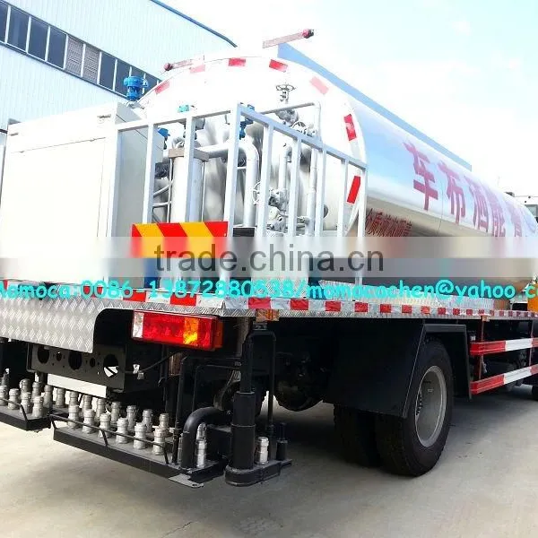 Howo Intelligent Asphalt Distributor 10cbm,chemical Spraying Truck,bitument Distributor Truck photo-4