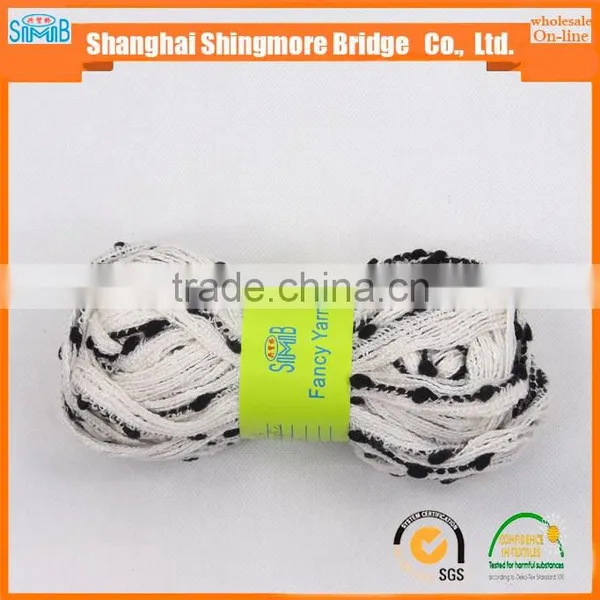 China Factory Wholesale Acrylic Polyester Blended Fancy Yarn Used for Knitting Scarf photo-3