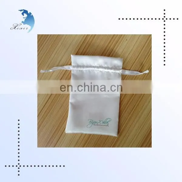 Custom Design Embroidered Velvet Fabric Package Multi-function Silk Velvet Fabric Screen Printing Velvet Bag photo-4