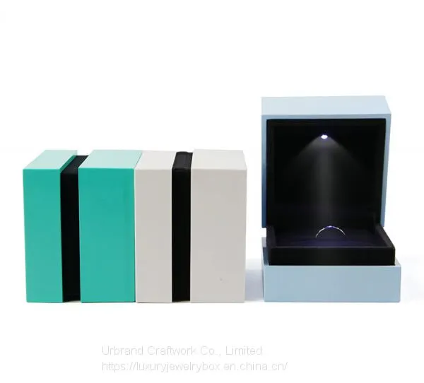 Custom Color Luxury LED Lighted Propose Engagement Ring Jewelry Box For Sale photo-2