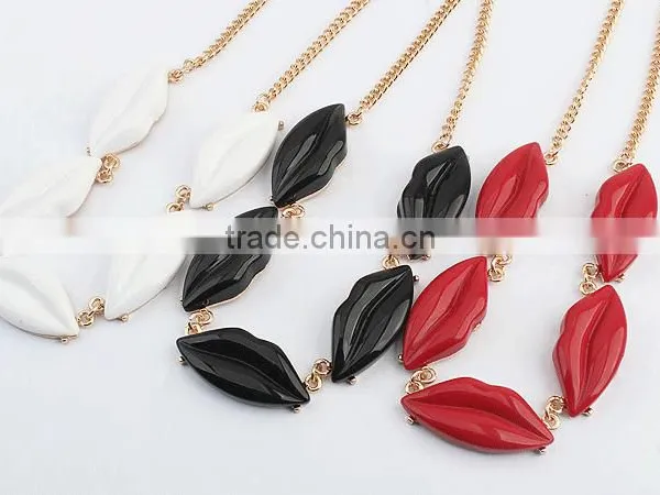 Newest Exaggerate High Quality Alloy Sexy Lip Necklace Europe and America Jewelry Wholesale photo-3