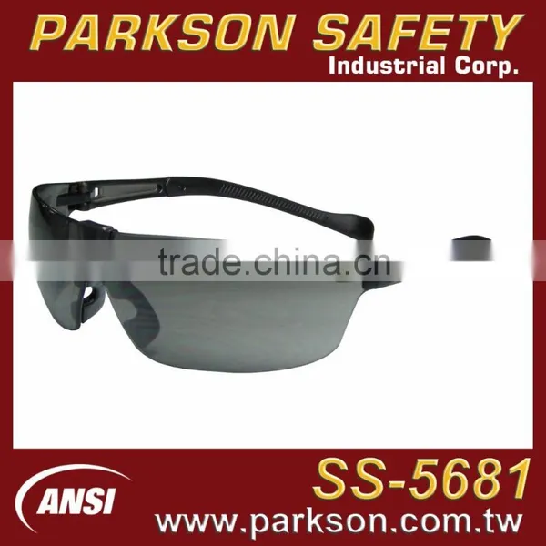 Taiwan Cheap Lightweight One Piece Safety Spectacle With ANSI Z87.1 Standard SS-5681