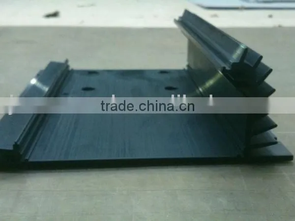 Industrial Extruded Aluminum Black Anodized Heatsink photo-3