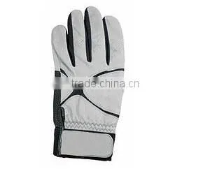 Sports Gloves Strong Idea With Shape Well