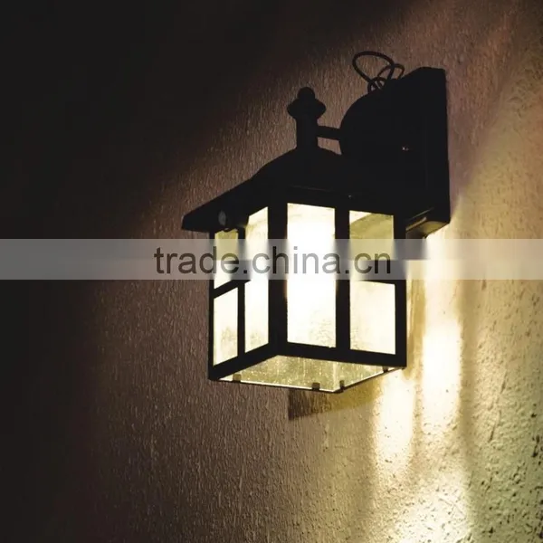 Antique Metal Solar Light With PIR Sensor Solar PIR Wall Light Solar Wall Light photo-2