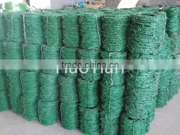 High Security BWG12 Green Plastic Coating Normal Weaving Barbed Wire photo-2